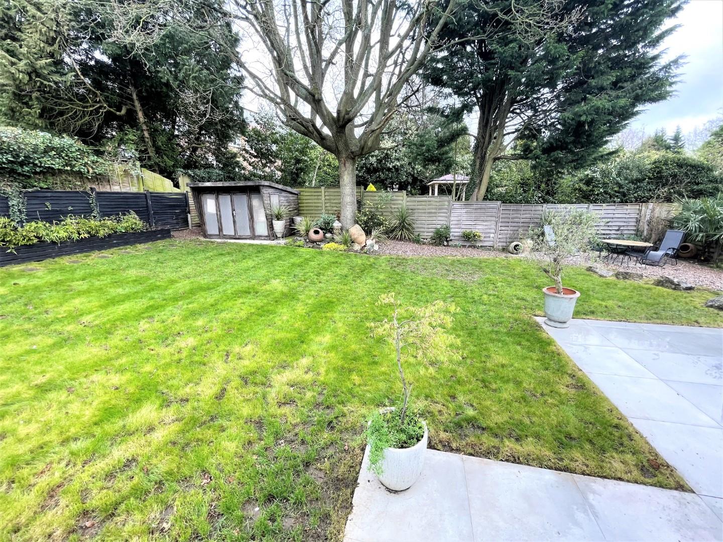 Quinta Drive, Arkley